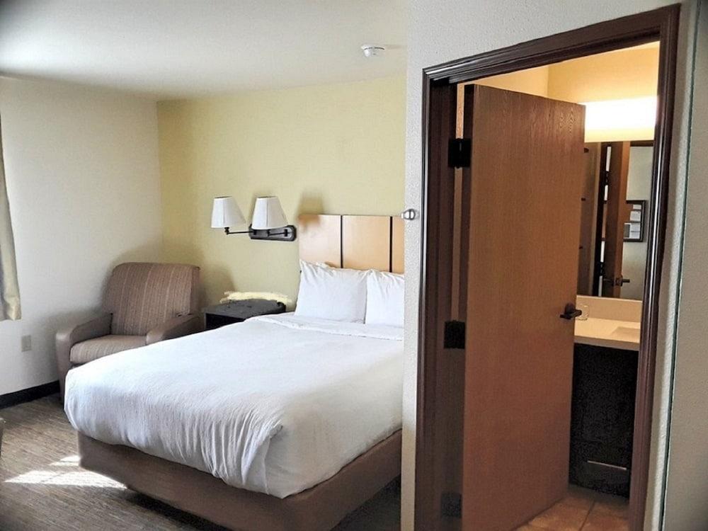 Candlewood Suites Tulsa Broken Arrow Extérieur photo